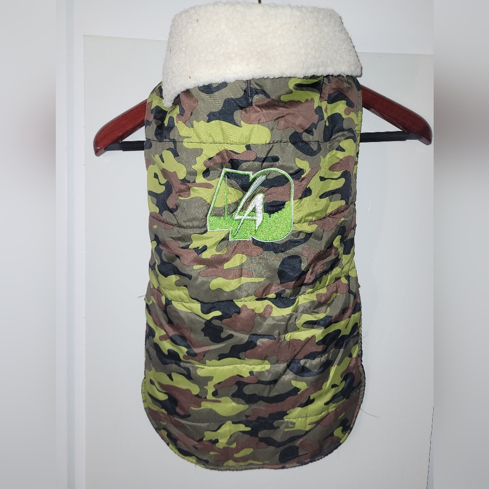 LA40 Large dog vest for winter